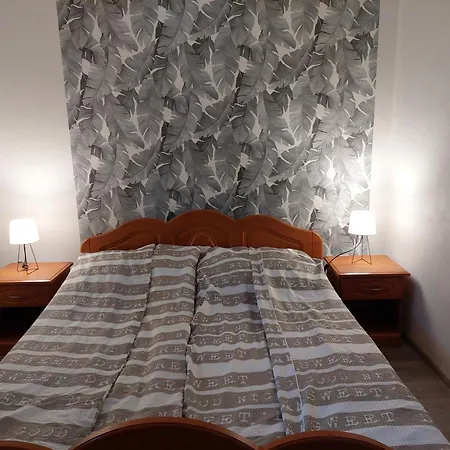 Silver Lägenhet Zadiel